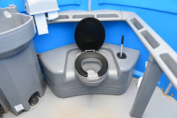 Best Portable bathroom rental  in Lewisville, TX